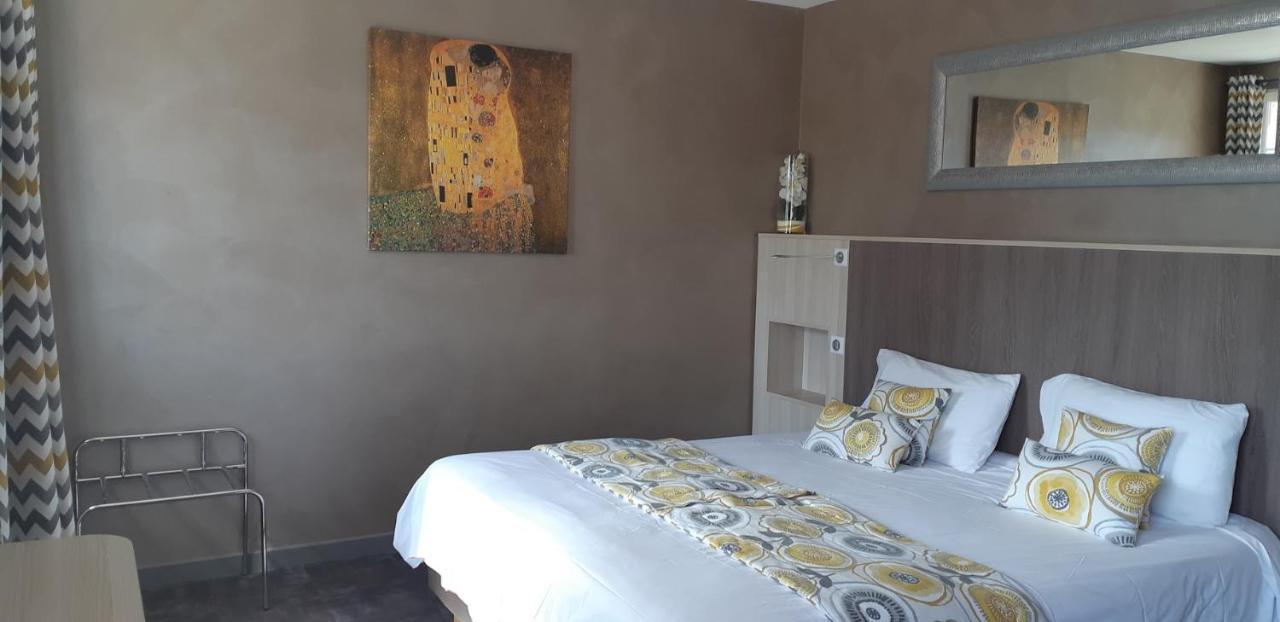 Logis Hotel Beau Site Loubaresse  Exteriér fotografie