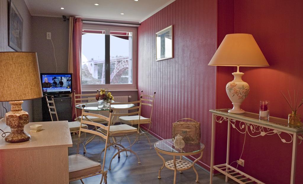 Logis Hotel Beau Site Loubaresse  Exteriér fotografie