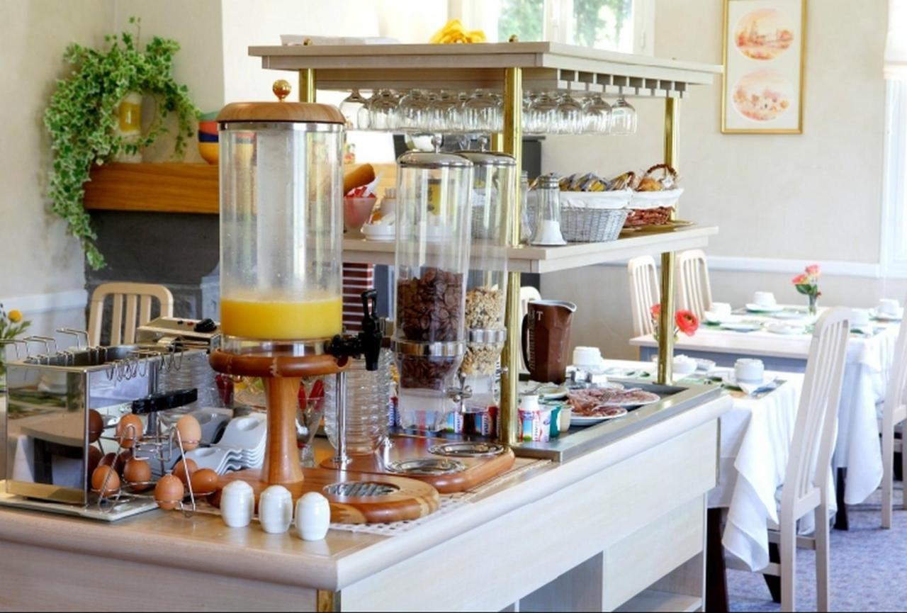 Logis Hotel Beau Site Loubaresse  Pokoj fotografie
